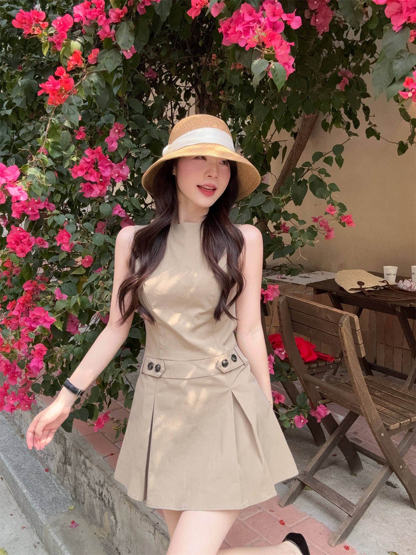 Khaki Sleeveless A-Line Pleated Mini Dress for Women Summer Commute - Image 2