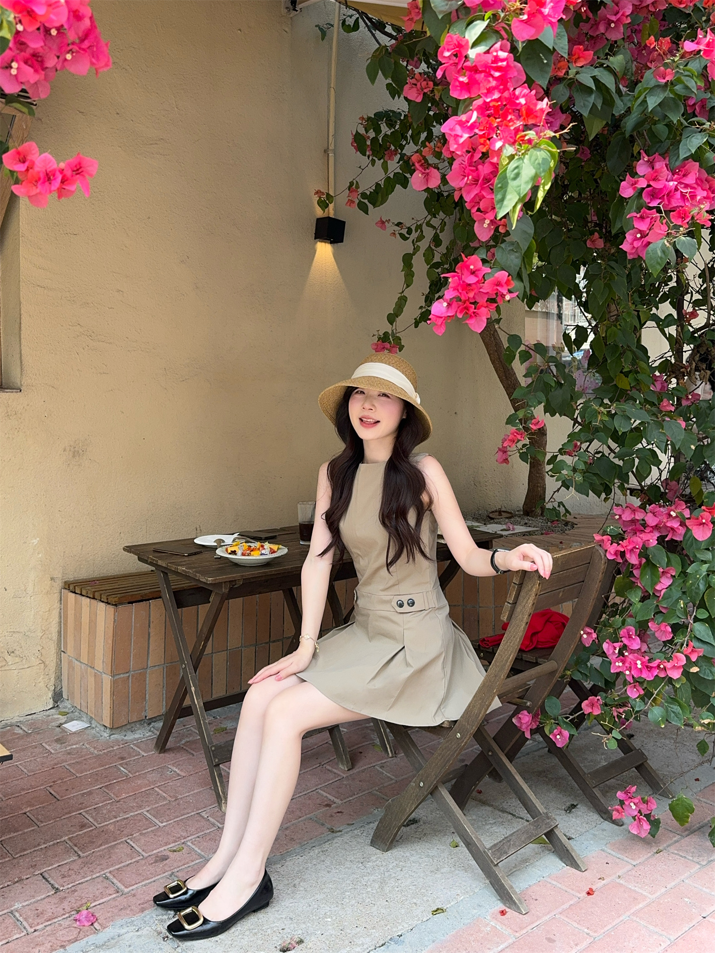 Khaki Sleeveless A-Line Pleated Mini Dress for Women Summer Commute - Image 4