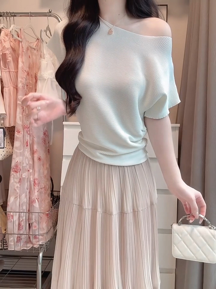 Off-Shoulder Short-Sleeve T-Shirt and Skirt Two-Piece Set for Women Summer - Image 2