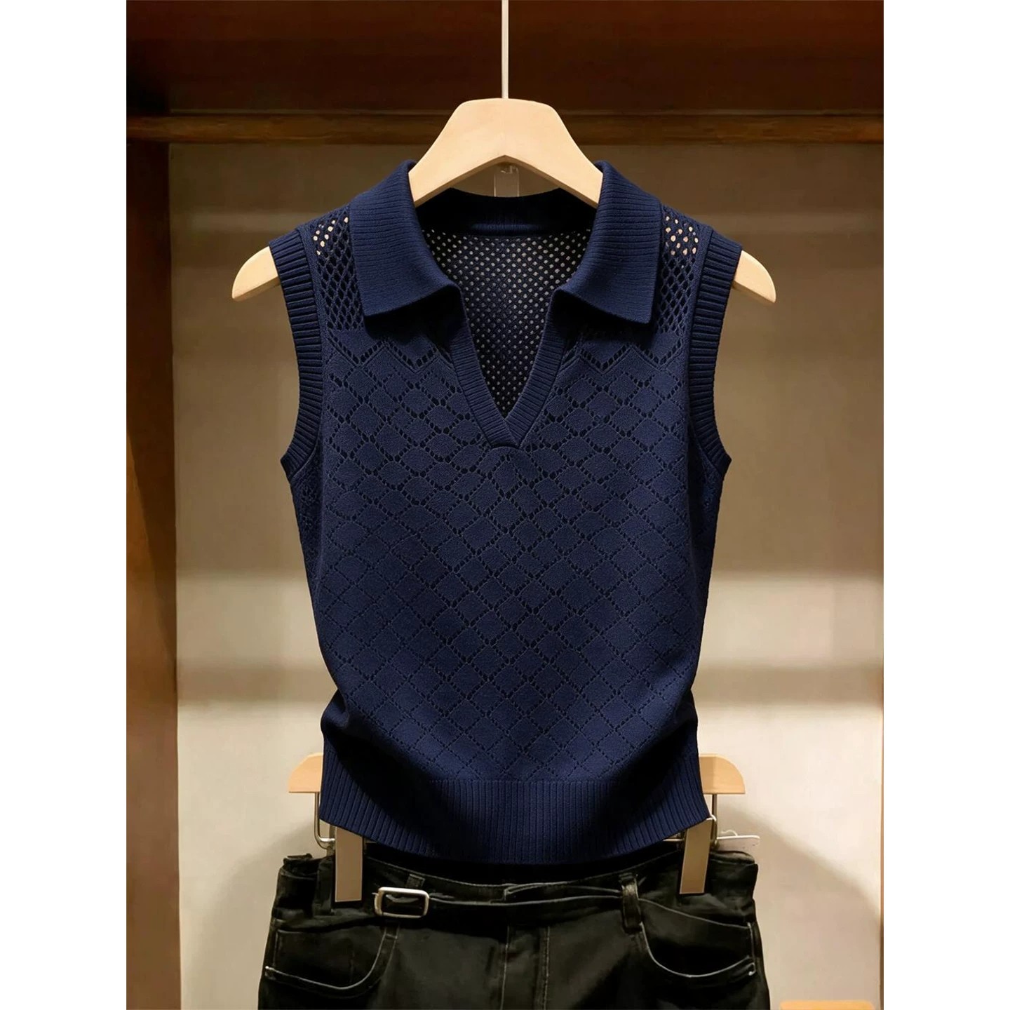 Sexy Cutout Navy Sleeveless Top Women 2026 New Casual Slimming Lapel Knit Vest Summer Outerwear - Image 5