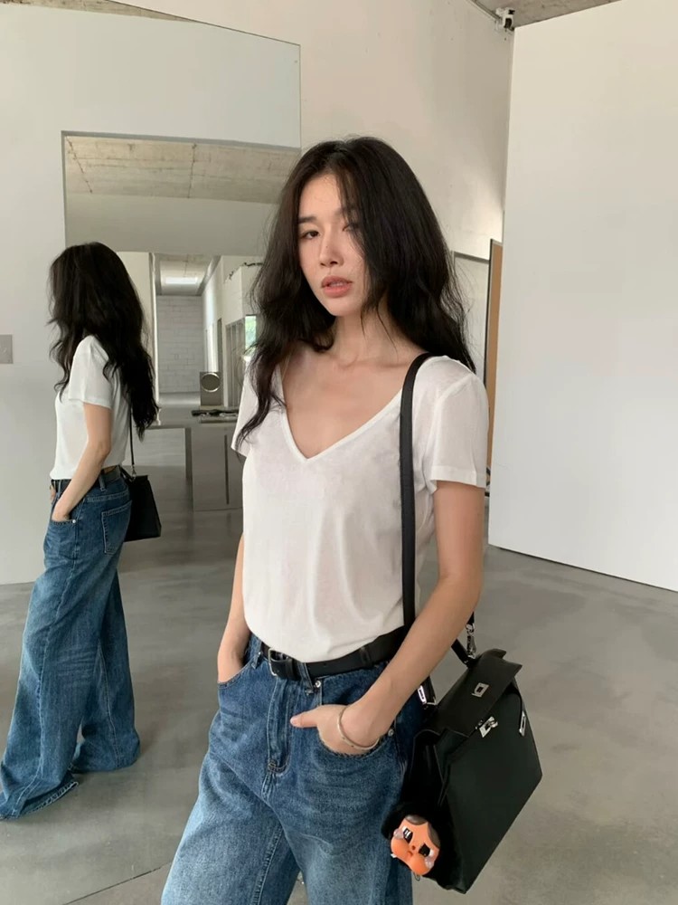 Korean V-Neck Lace Patch Short Sleeve T-Shirt for Women Summer Front Back Wearable Shoulder-Baring Top - Image 3