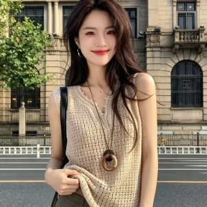 Women's Sleeveless Cutout Tank Top - Oatmeal Knit Camisole