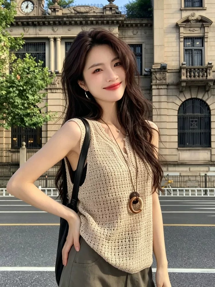 Women's Sleeveless Cutout Tank Top - Oatmeal Knit Camisole - Image 4